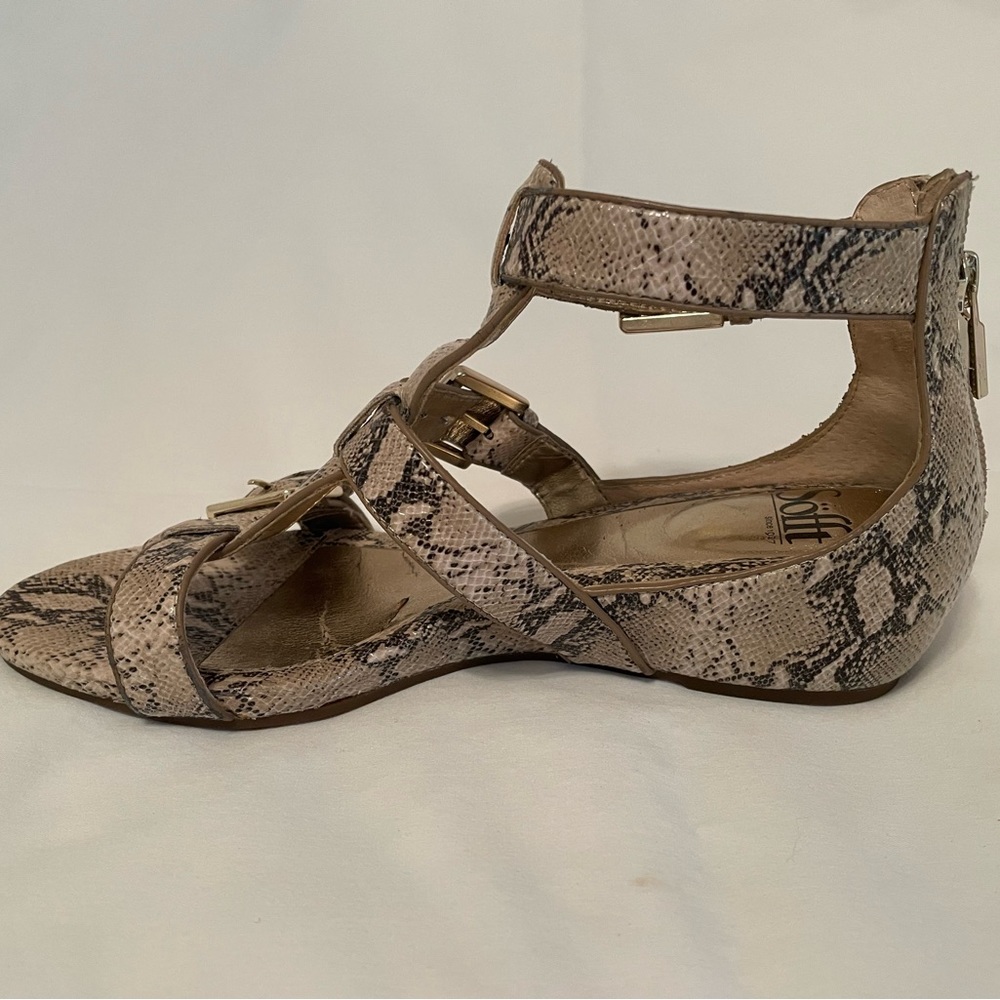 Sofft Ballard Gladiator Snake Print Gladiator Sandal 7.5M EUC